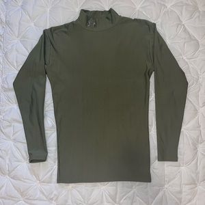 Under Armour Base Layer Olive Green Size M